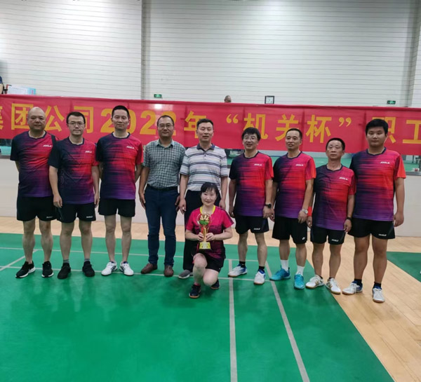 團(tuán)結(jié)“乒”搏 勇創(chuàng)佳績(jī) 團(tuán)結(jié)“乒”搏 勇創(chuàng)佳績(jī)